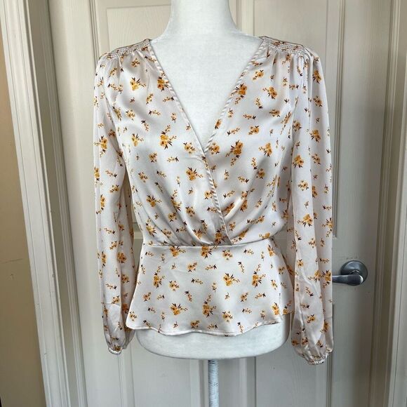 LUSH Floral Surplice Peplum Long Sleeve Blouse (Cream) - Small - Picture 3 of 11